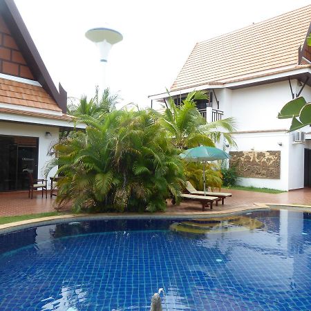 Vip Chain Resort Pool Villa Ban Phe Buitenkant foto